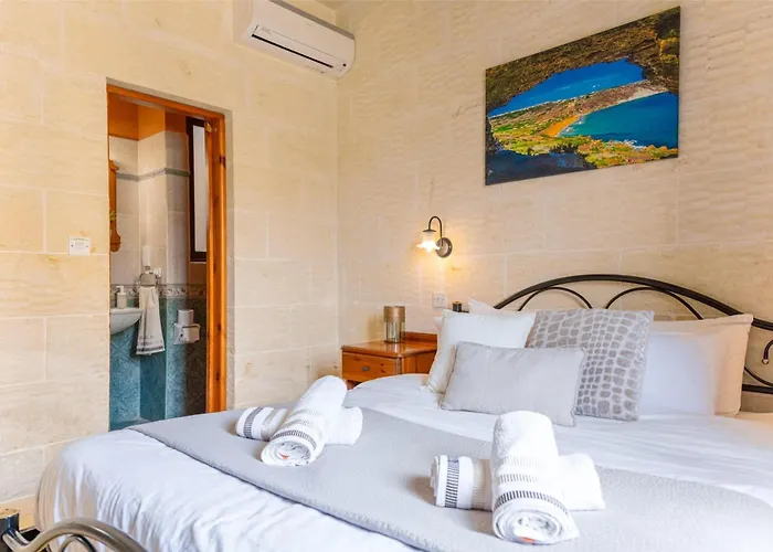 Ta Dora Sleeps 6 With Private Pool * Xagħra