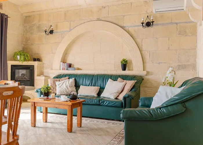 Ta Dora Sleeps 6 With Private Pool * Xagħra