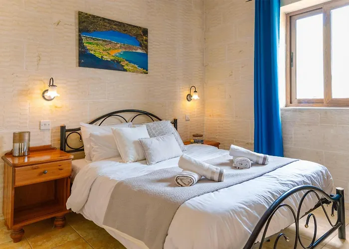 Villa Ta Dora Sleeps 6 With Private Pool Xagħra